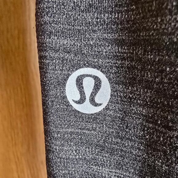 Lululemon Speed Up Tight 28" Brushed Full-On Luxtreme Leggings - Picture 5 of 8